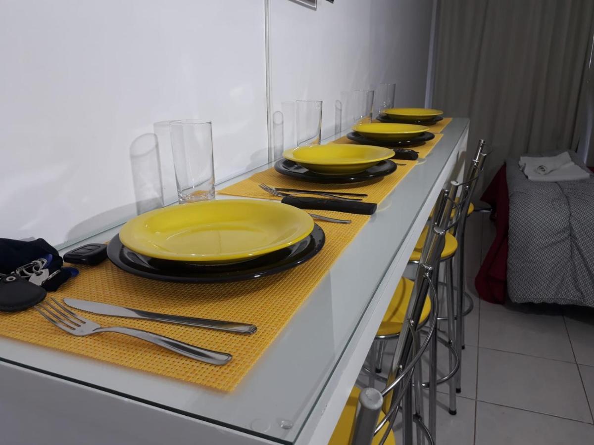 Studio Central Proximo A Faculdade E Rodoviaria Kurytyba Zewnętrze zdjęcie